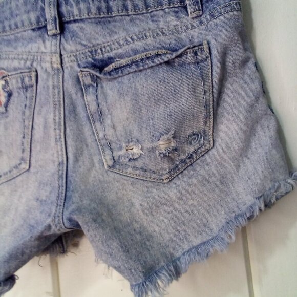 Indigo Rein Denim Shorts Juniors 1 Cut-off Raw Hem Distressed Plaid Festival - Picture 15 of 16